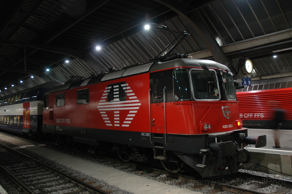 2321-0028-220212.jpg - SBB-CFF Re 420.202-4 / Zürich HB 22.2.2012