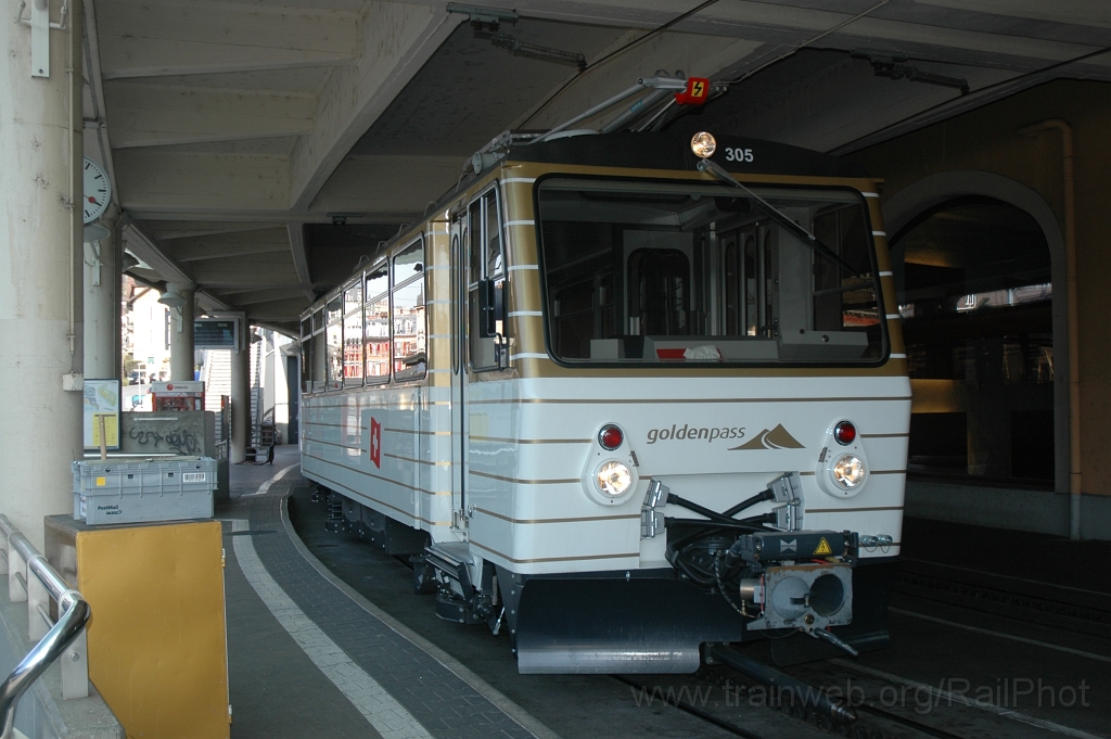 2329-0045-070312.jpg - MGN ABDeh 4/8 305 / Montreux 7.3.2012