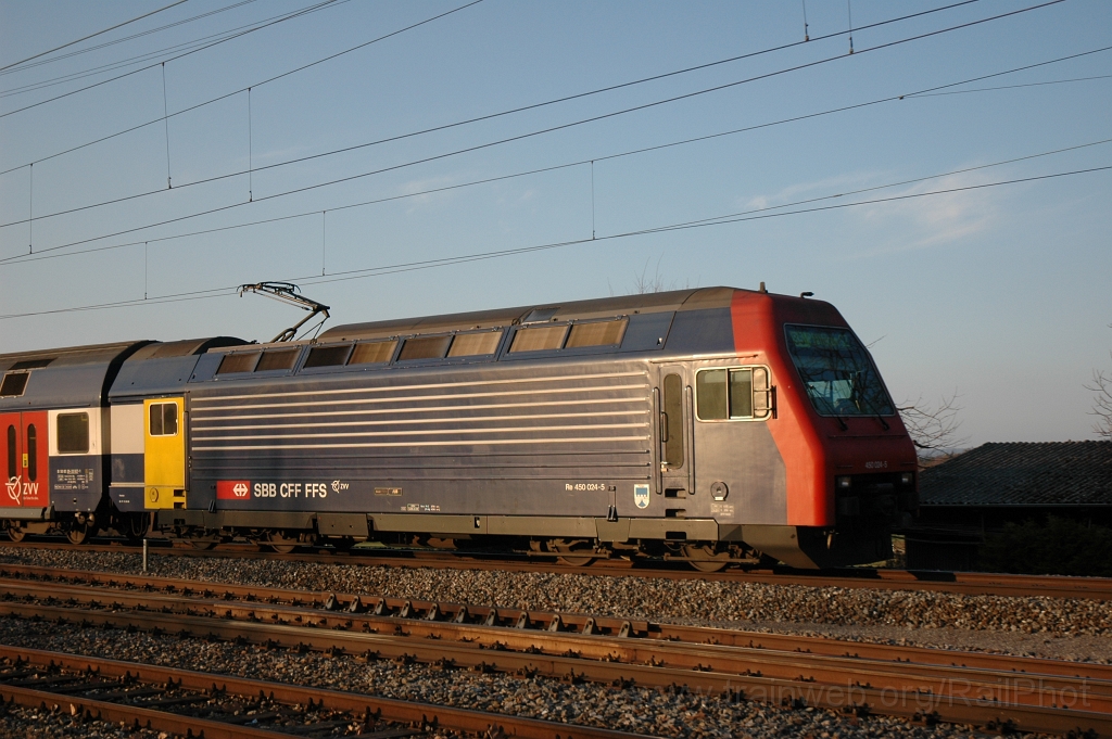 2341-0031-200312.jpg - SBB-CFF Re 450.024-5 «Pfungen» / Rümlang 20.3.2012