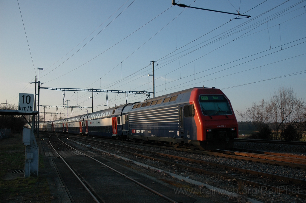 2342-0016-200312.jpg - SBB-CFF Re 450.064-1 «City of Osaka» / Rümlang 20.3.2012