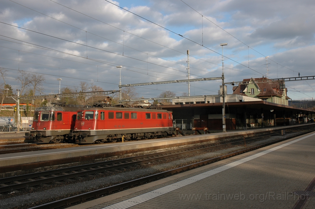 2352-0025-300312.jpg - SBB-CFF Ae 6/6 11426 «Stadt Zürich» + Re 6/6 11619 «Arbon» / Bülach 30.3.2012