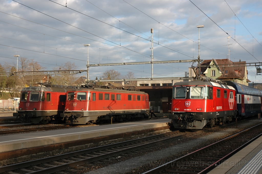 2353-0016-300312.jpg - SBB-CFF Ae 6/6 11426 «Stadt Zürich» + Re 6/6 11619 «Arbon» + Re 420.202-4 / Bülach 30.3.2012