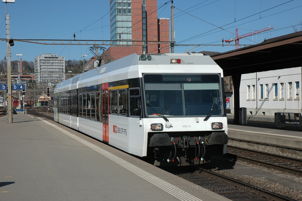 2354-0046-010412.jpg - Thurbo RABe 526.683-8 / Winterthur 1.4.2012