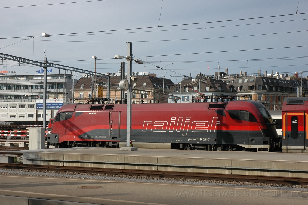 2356-0022-100412.jpg - ÖBB 1116.204-7 «Spirit of Austria» / Zürich HB 10.4.2012