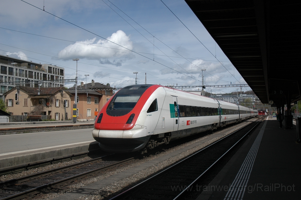 2363-0019-210412.jpg - SBB-CFF ICN RABDe 500.040-1 «Graf Zeppelin» / Winterthur 21.4.2012