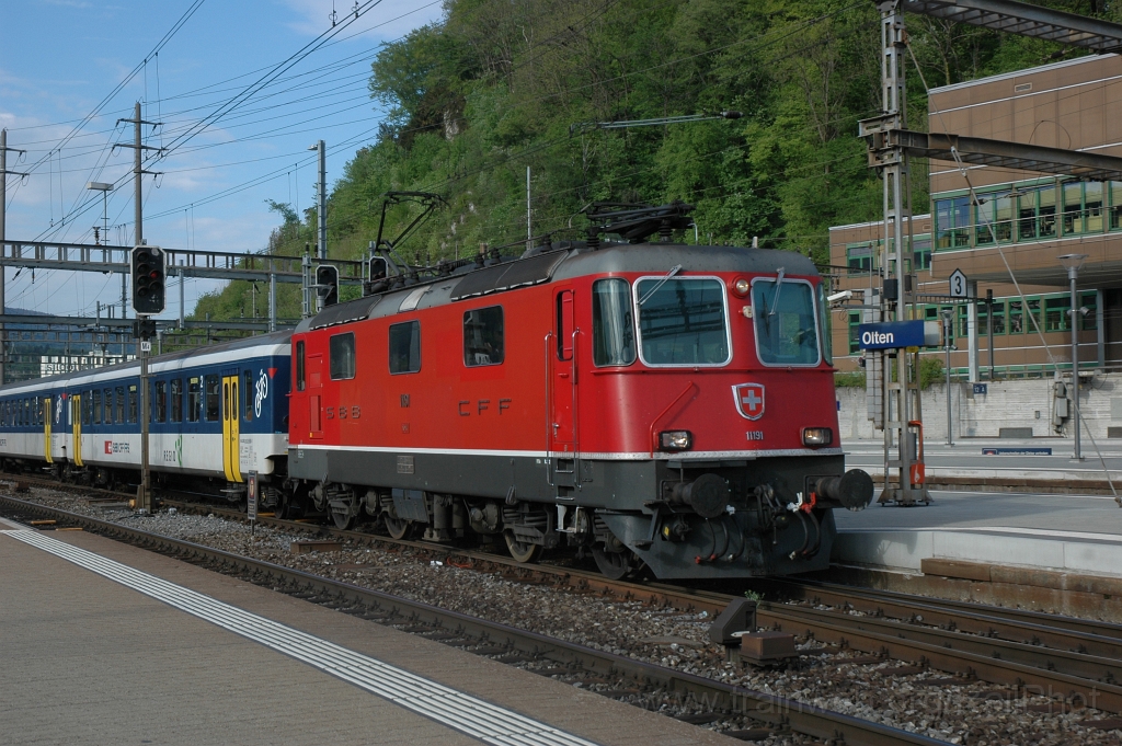 2383-0026-030512.jpg - SBB-CFF Re 4/4'' 11191 / Olten 3.5.2012