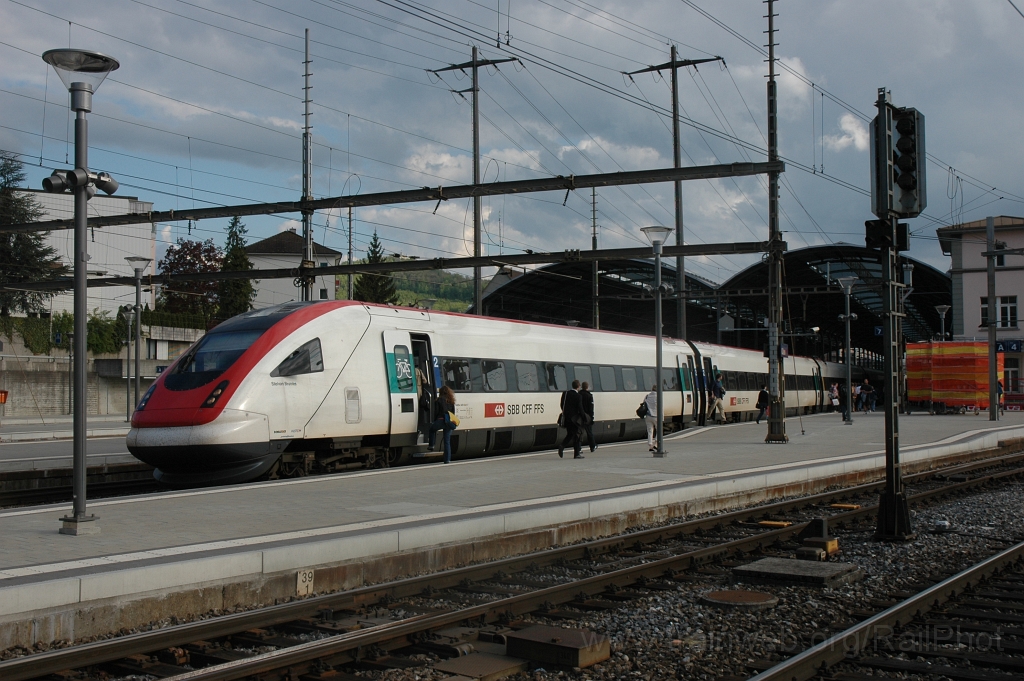 2383-0046-030512.jpg - SBB-CFF ICN RABDe 500.042-7 «Steivan Brunies» / Olten 3.5.2012