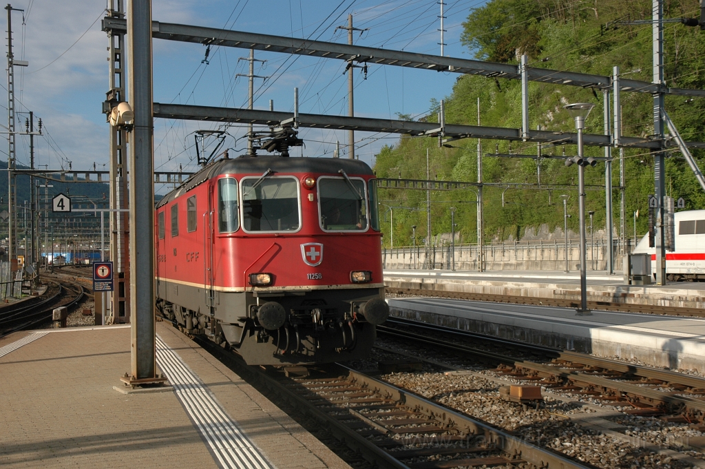 2385-0043-030512.jpg - SBB-CFF Re 4/4'' 11258 / Olten 3.5.2012