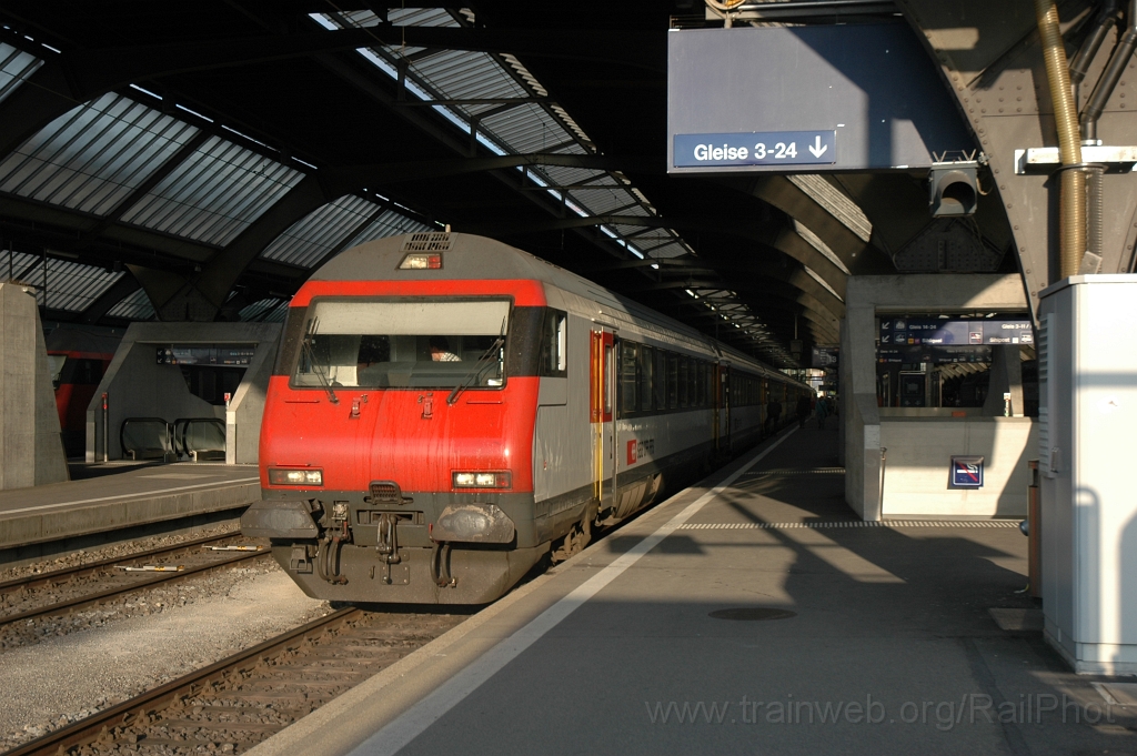 2388-0024-070512.jpg - SBB-CFF Bt (IC) 50 85 28-94 971-4 / Zürich HB 7.5.2012