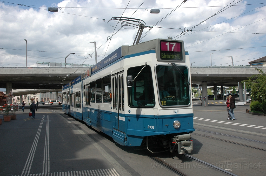 2396-0025-150512.jpg - VBZ Be 4/8 2108 / Escher-Wyss Platz 15.5.2012