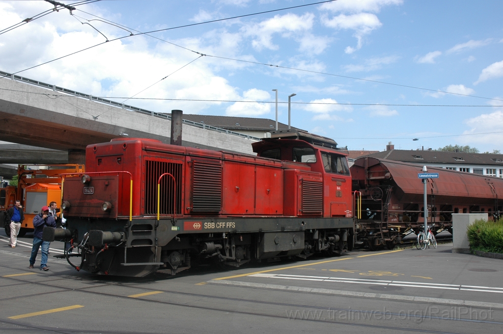 2396-0045-150512.jpg - SBB-CFF Bm 4/4 18424 / Escher-Wyss Platz 15.5.2012