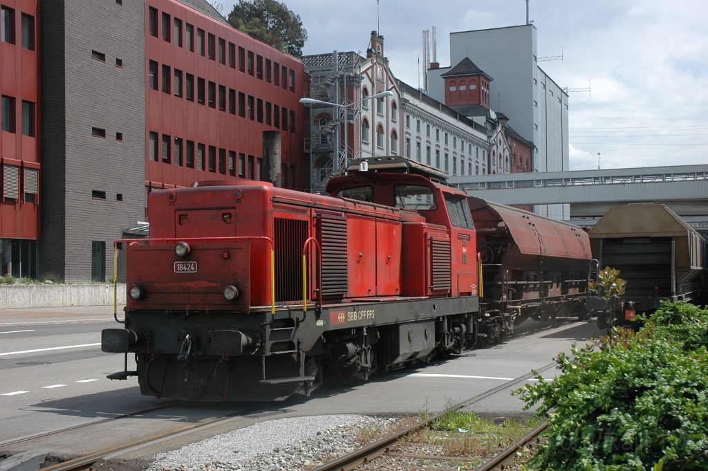2397-0002-150512.jpg - SBB-CFF Bm 4/4 18424 / Escher-Wyss Platz 15.5.2012