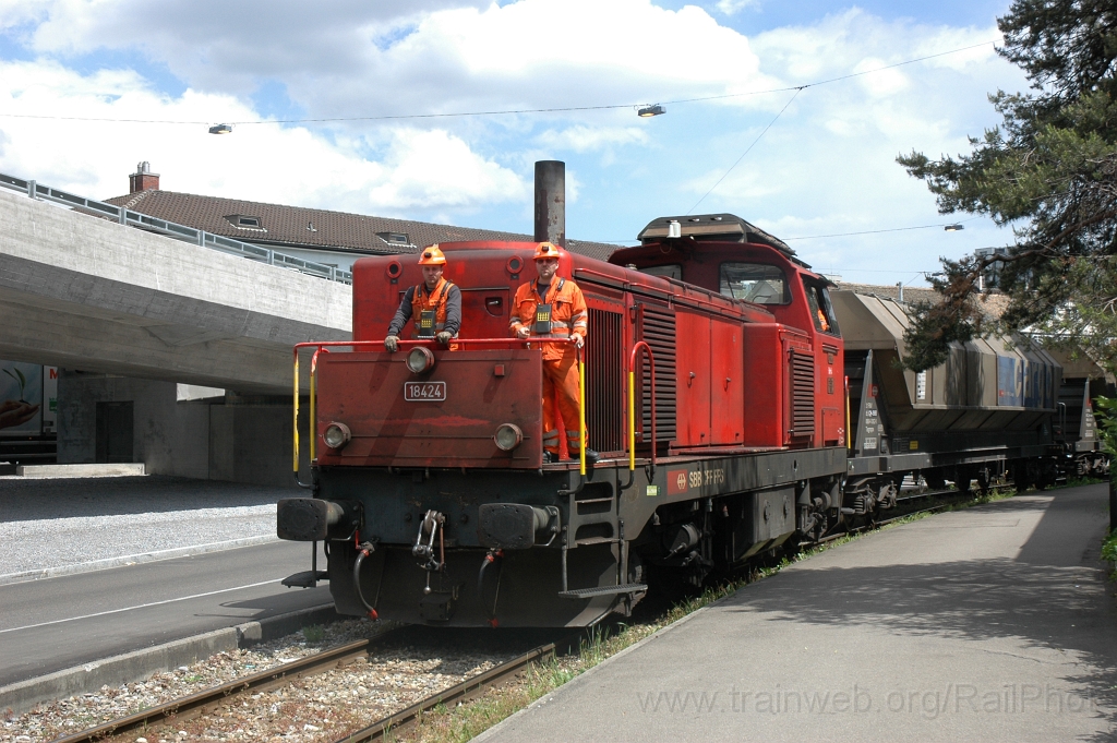 2397-0034-150512.jpg - SBB-CFF Bm 4/4 18424 / Escher-Wyss Platz 15.5.2012