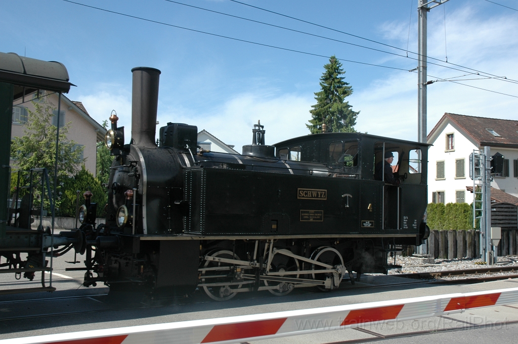 2403-0017-200512.jpg - DVZO Ec 3/3 4 «Schwyz» / Hinwil 20.5.2012