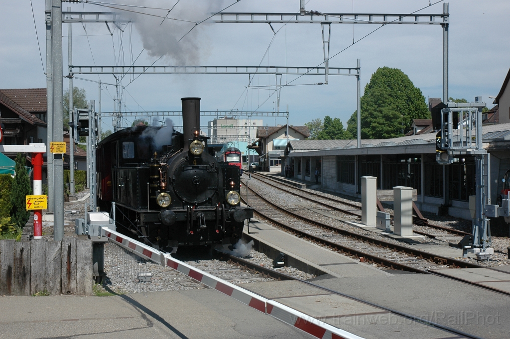 2404-0004-200512.jpg - DVZO Ec 3/3 4 «Schwyz» / Hinwil 20.5.2012