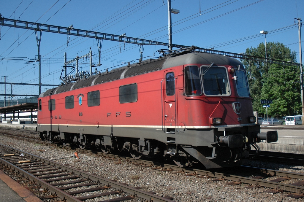 2410-0037-250512.jpg - SBB-CFF Re 6/6 11616 «Illnau-Effretikon» / Dietikon 25.5.2012