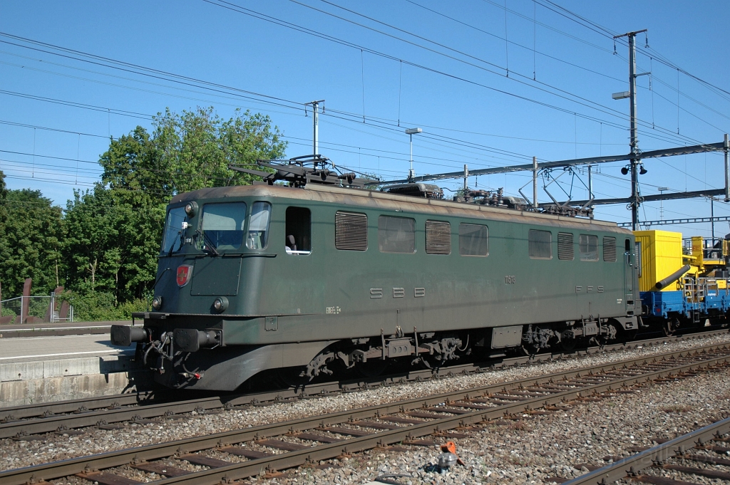 2411-0026-250512.jpg - SBB-CFF Ae 6/6 11518 «Flüelen» / Dietikon 25.5.2012