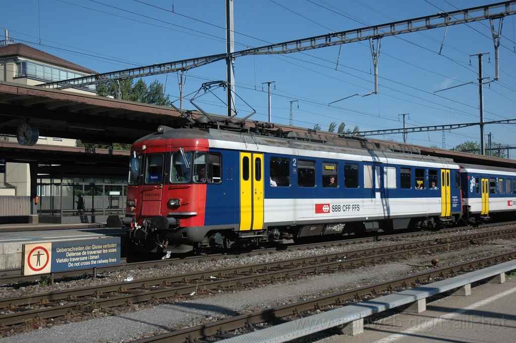 2411-0038-250512.jpg - SBB-CFF RBe 540.018-9 / Dietikon 25.5.2012