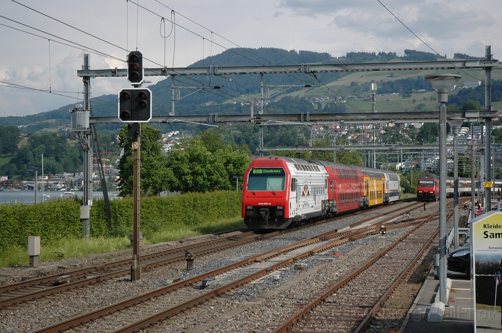 2418-0019-270512.jpg - SBB-CFF Re 450.060-9 «Glattfelden» / Richterswil 27.5.2012