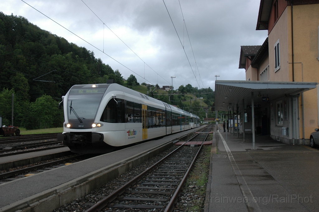 2435-0018-130612.jpg - Thurbo RABe 526.761-2 + 744-8 «Säntis Express» / Bauma 13.6.2012