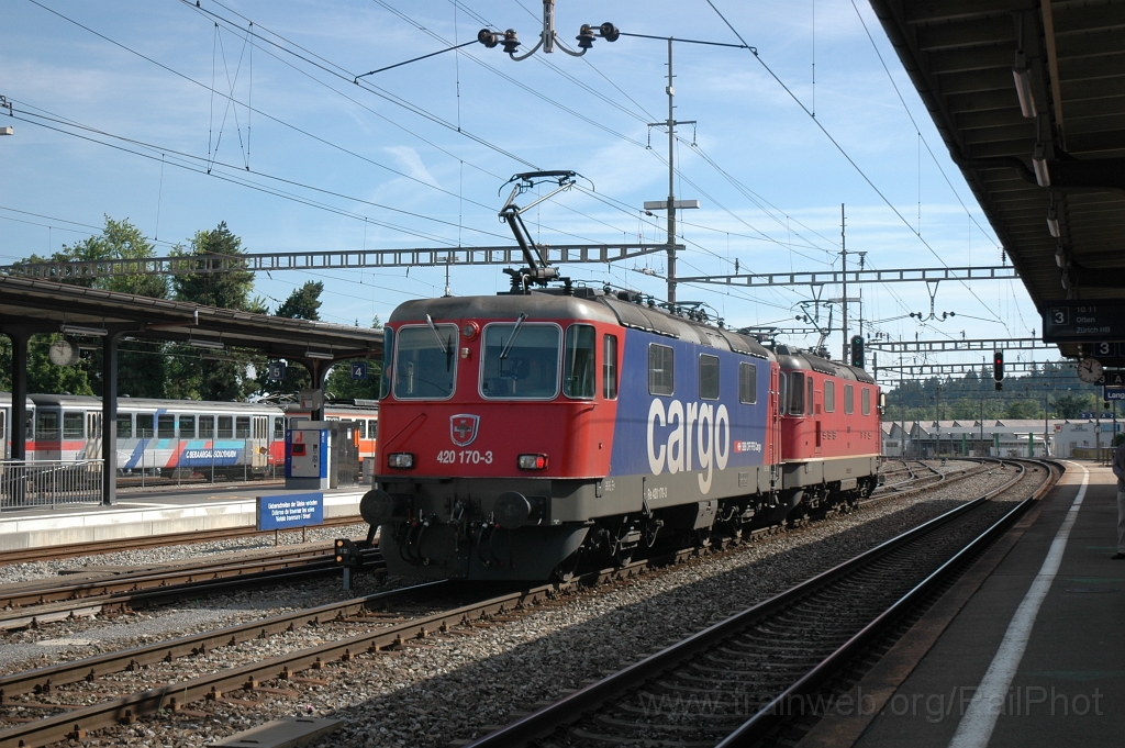 2441-0005-150612.jpg - SBB-CFF Re 420.170-3 + Re 4/4'' 11313 / Langenthal 15.6.2012