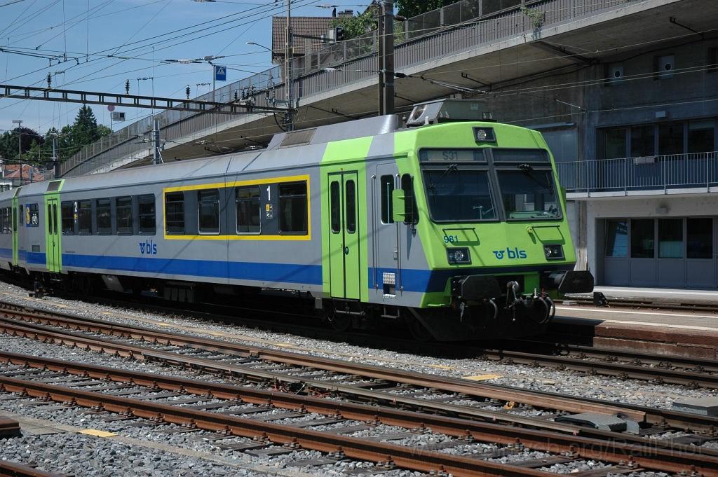 2442-0036-150612.jpg - BLS ABt 50 85 80-35 981-0 / Bern 15.6.2012