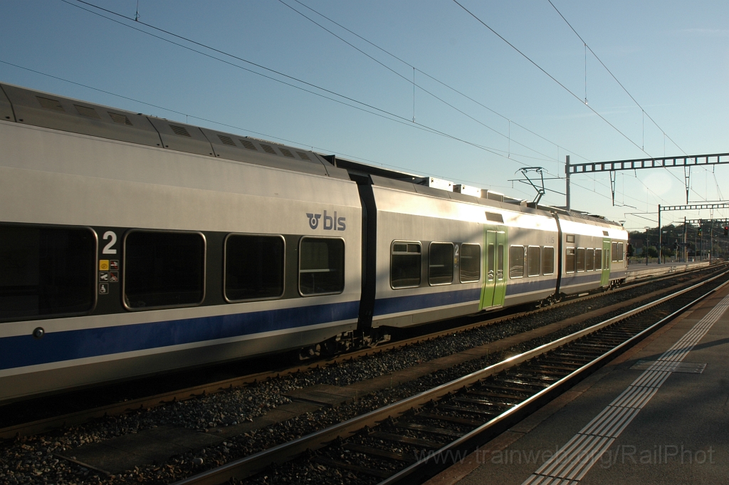 2444-0036-150612.jpg - BLS RABe 525.007-1 «Gäbelbach» / Burgdorf 15.6.2012