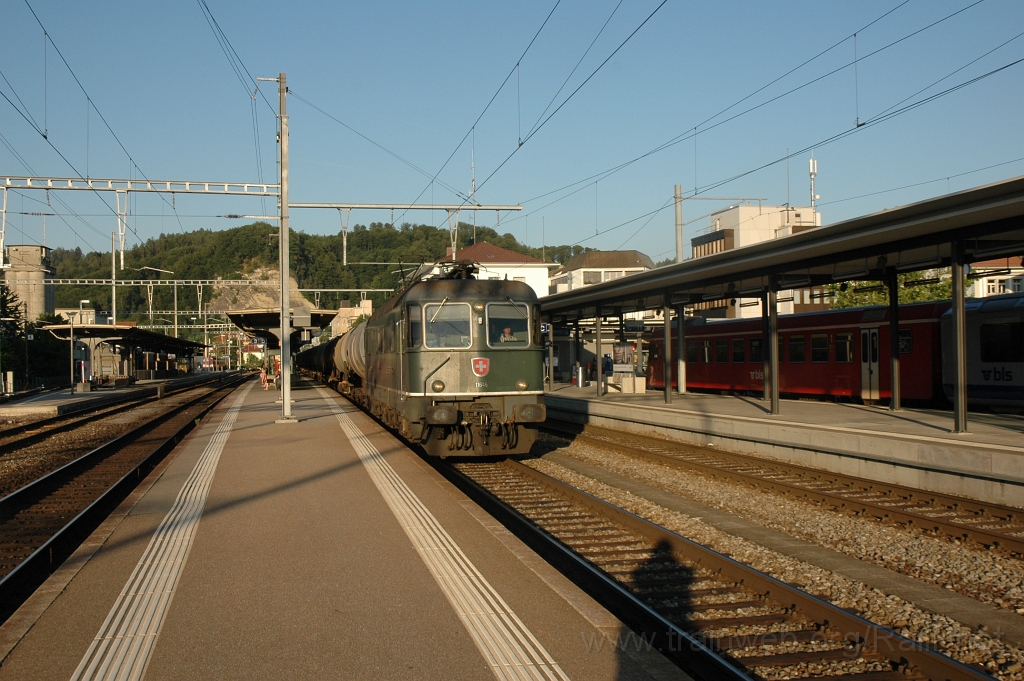 2444-0045-150612.jpg - SBB-CFF Re 6/6 11646 «Bussigny» / Burgdorf 15.6.2012