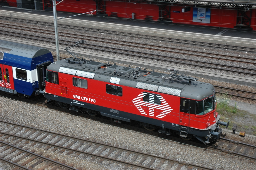 2457-0032-190612.jpg - SBB-CFF Re 420.230-5 / Zürich-Hardbrücke 19.6.2012