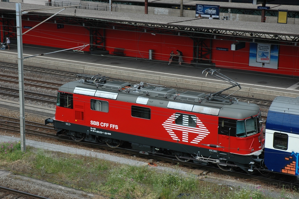 2458-0034-190612.jpg - SBB-CFF Re 420.213-1 / Zürich-Hardbrücke 19.6.2012