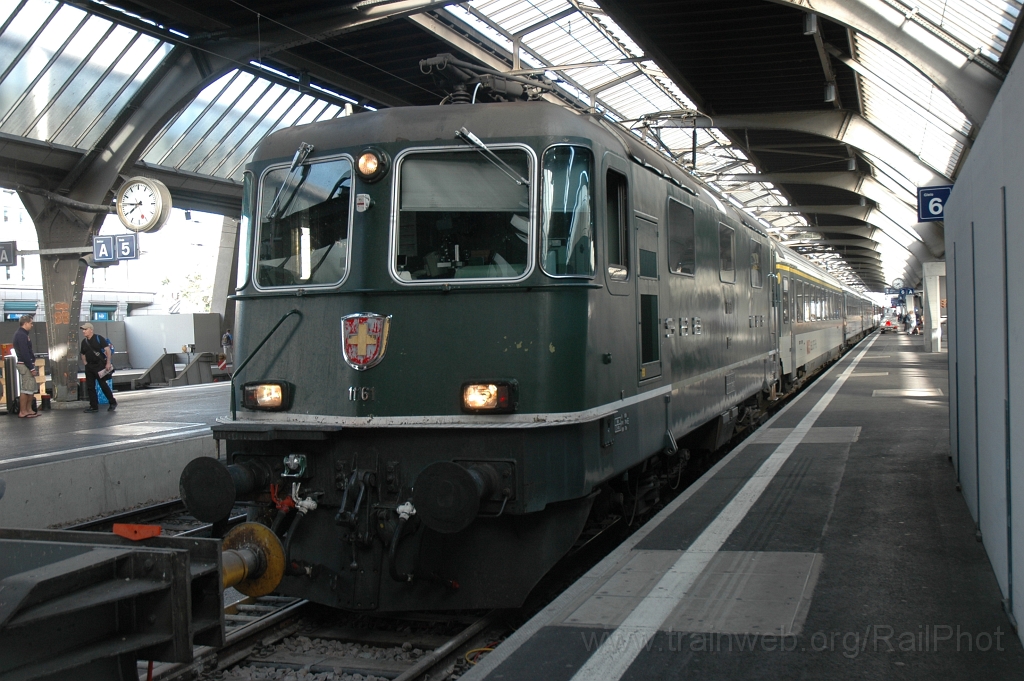 2464-0037-280612.jpg - SBB-CFF Re 4/4'' 11161 / Zürich HB 28.6.2012