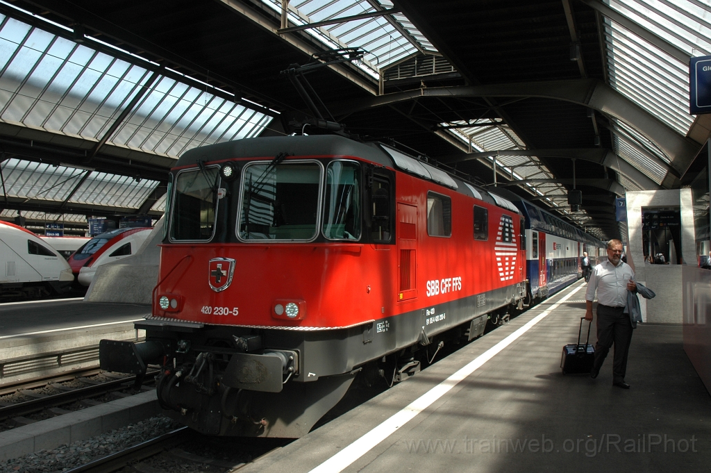2465-0020-280612.jpg - SBB-CFF Re 420.230-5 / Zürich HB 28.6.2012