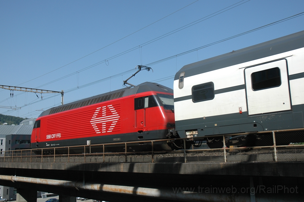 2468-0014-290612.jpg - SBB-CFF Re 460.079-7 «Weissenstein» / Zürich (Käferbergbrücke) 29.6.2012