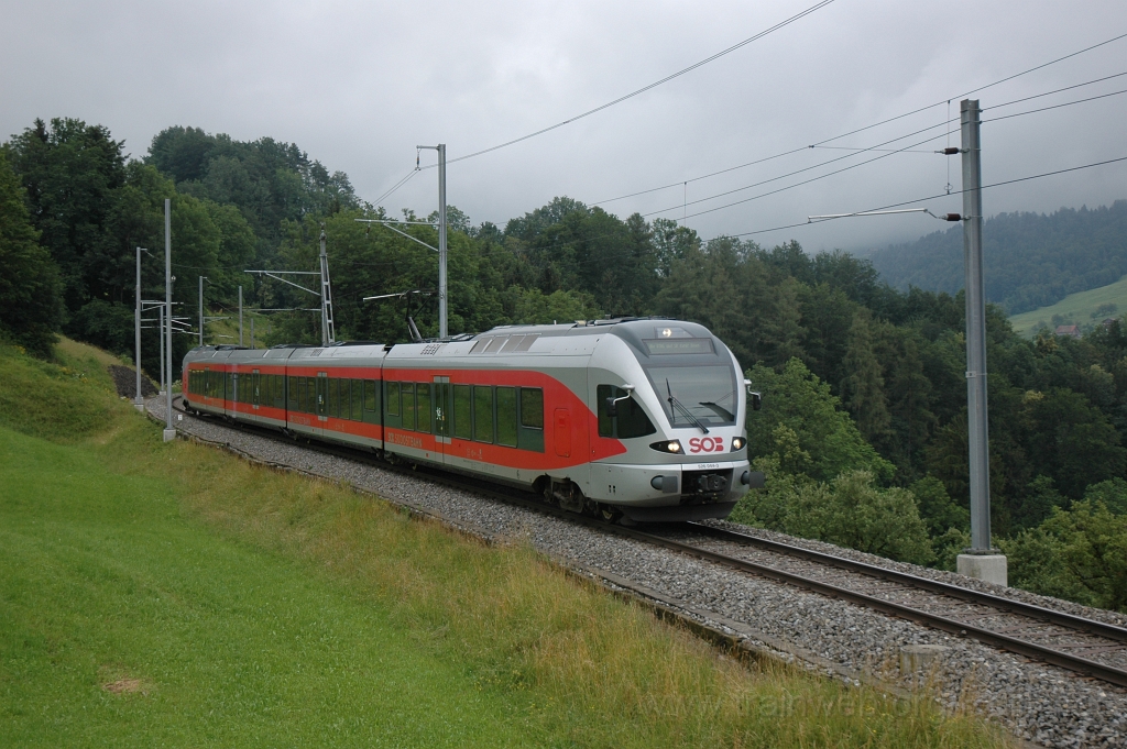 2477-0001-030712.jpg - SOB RABe 526.044-3 / Steinerberg (Bue Bonel) 3.7.2012