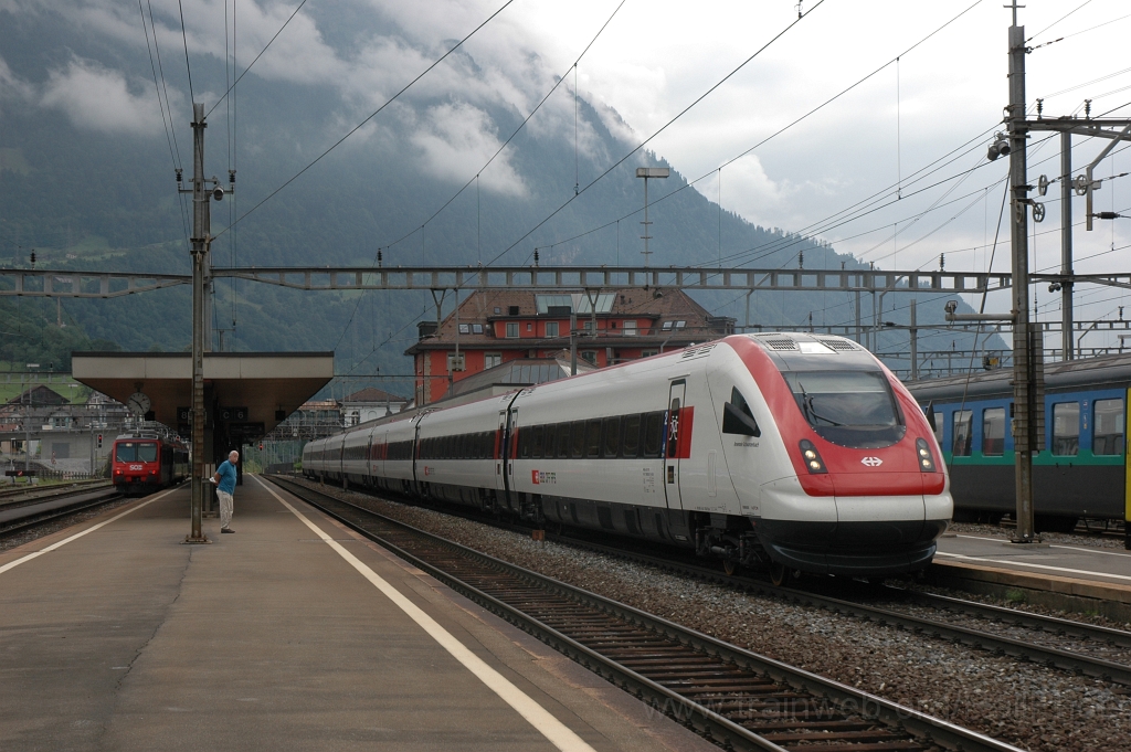 2479-0039-030712.jpg - SBB-CFF ICN RABDe 500.002-1 «Annemarie Schwarzenbach» / Arth-Goldau 3.7.2012