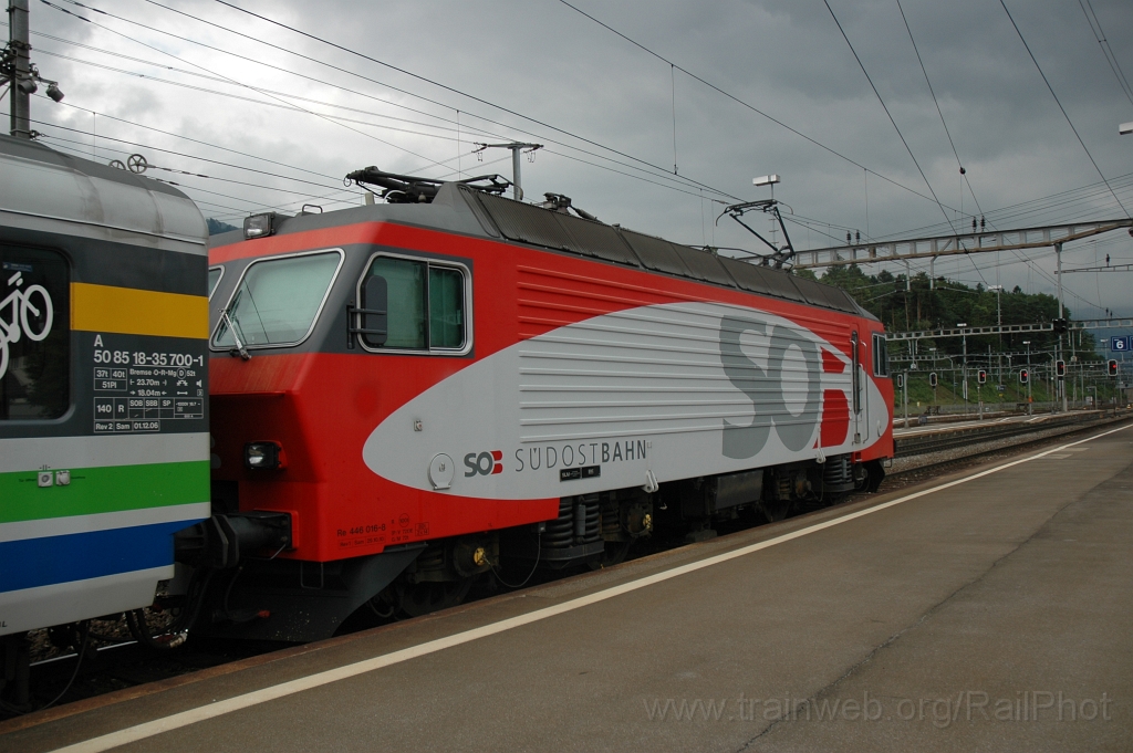 2482-0032-030712.jpg - SOB Re 446.016-8 / Arth-Goldau 3.7.2012