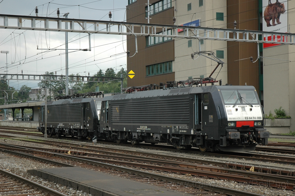 2483-0010-030712.jpg - MRCE ES 64 F4-088 + 090 / Arth-Goldau 3.7.2012