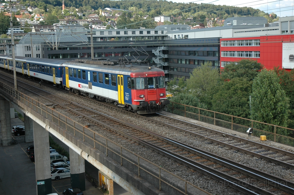 2493-0010-090712.jpg - SBB-CFF RBe 540.068-4 / Zürich (Käferbergbrücke) 7.7.2012