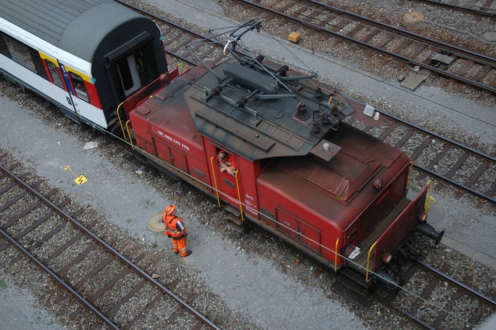 2494-0039-100712.jpg - SBB-CFF Ee 3/3 16428 / Zürich-Hardbrücke 10.7.2012