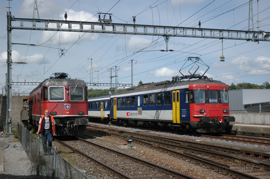 2502-0037-190712.jpg - SBB-CFF RBe 540.020-5 / Hüntwangen-Wil 19.7.2012