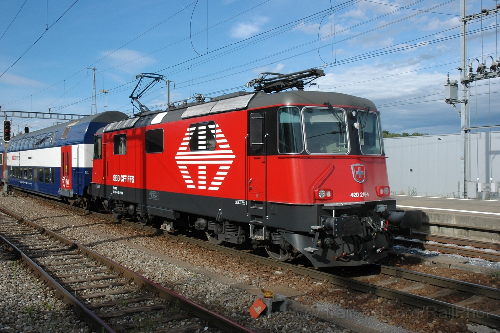 2505-0005-190712.jpg - SBB-CFF Re 420.216-4 / Hüntwangen-Wil 19.7.2012