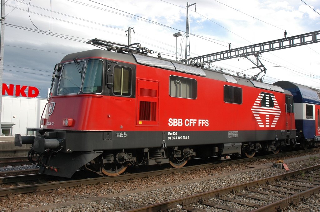 2505-0019-190712.jpg - SBB-CFF Re 420.203-2 / Hüntwangen-Wil 19.7.2012