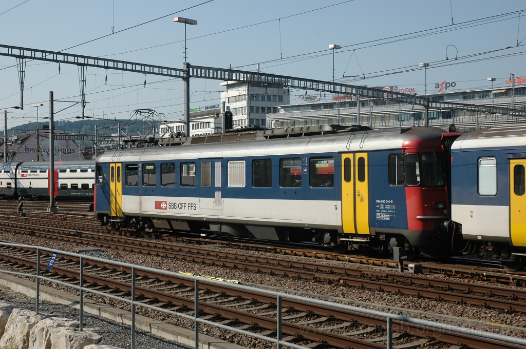2507-0047-240712.jpg - SBB-CFF RBe 540.048-6 / Zürich HB 24.7.2012