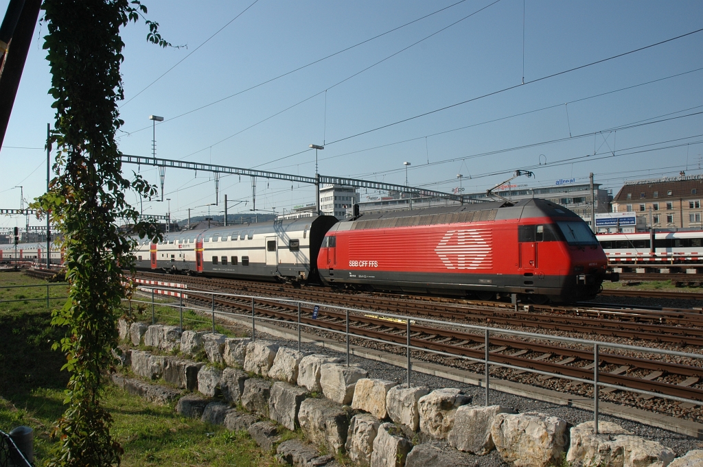 2509-0010-240712.jpg - SBB-CFF Re 460.115-9 «Heidiland» / Zürich HB 24.7.2012