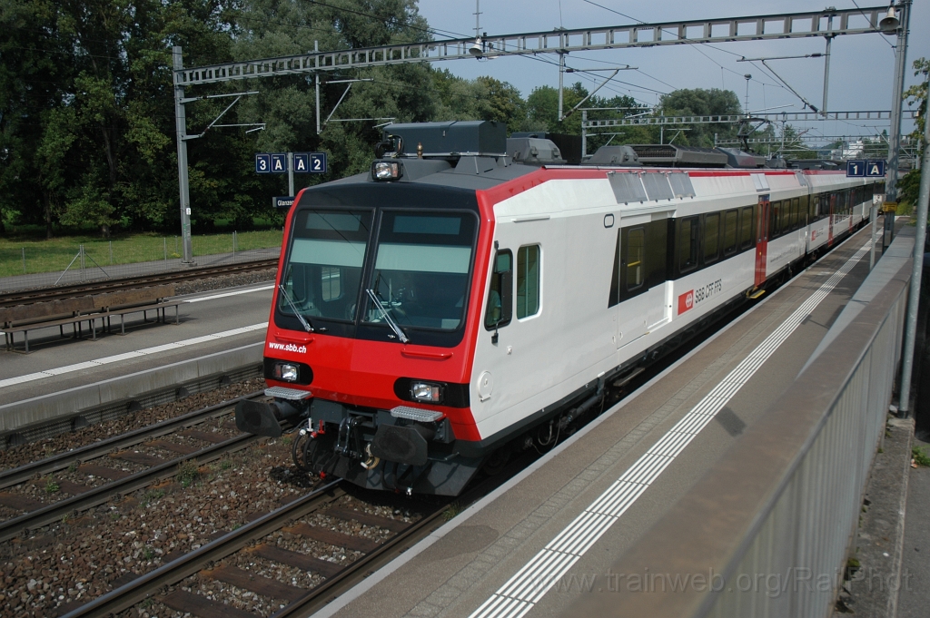 2510-0019-250712.jpg - SBB-CFF RBDe 560.281-8 / Glanzenberg 25.7.2012
