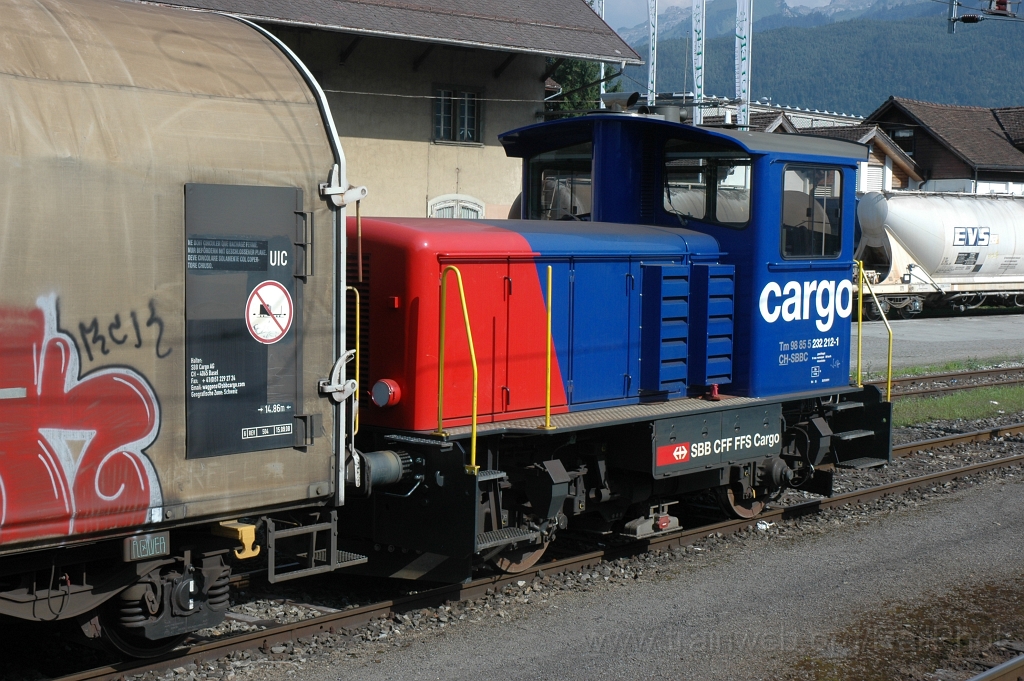 2520-0017-270712.jpg - SBB-CFF Tm 232.212-1 / Schwyz 27.7.2012