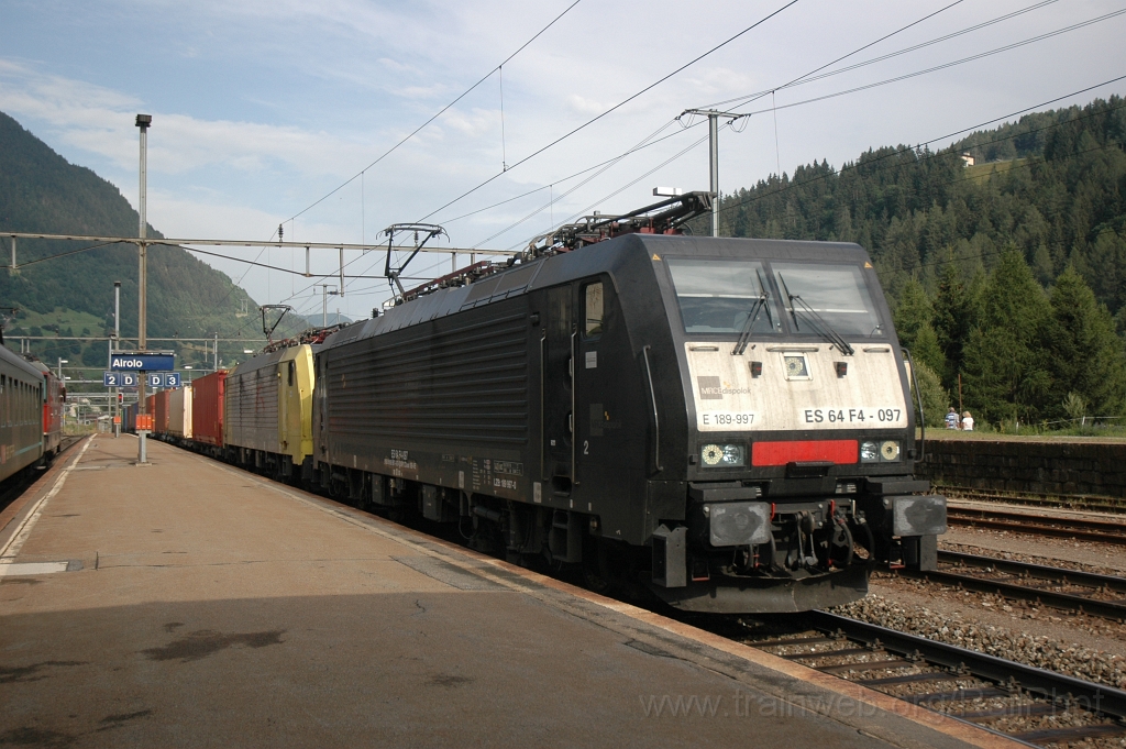 2520-0048-270712.jpg - MRCE ES 64 F4-097 + 096 / Airolo 27.7.2012