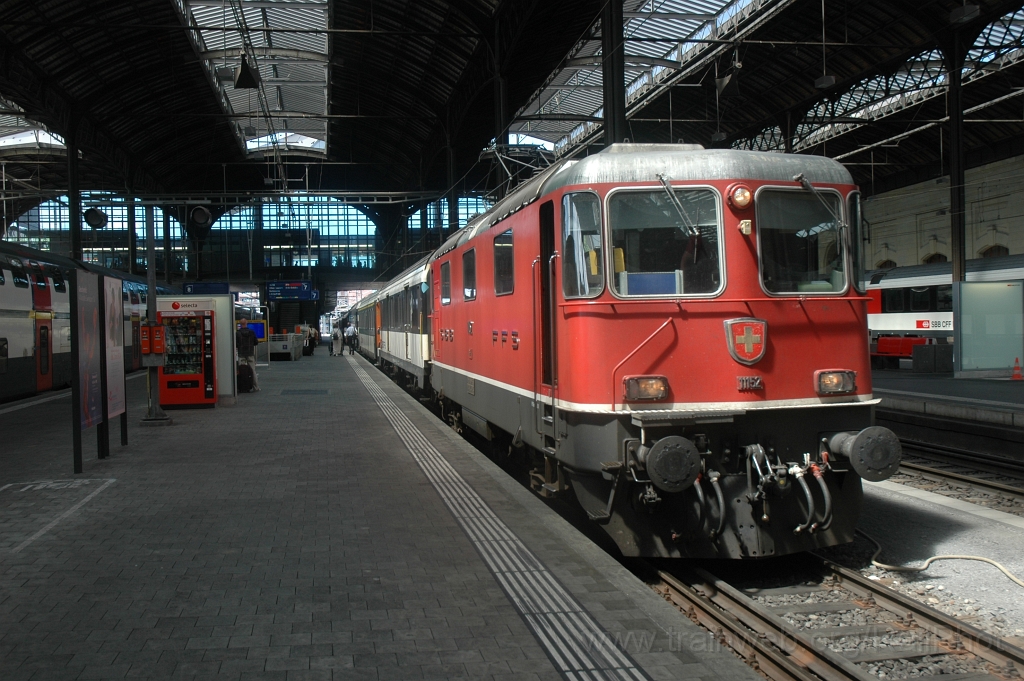 2535-0049-300712.jpg - SBB-CFF Re 4/4'' 11152 / Basel SBB 30.7.2012