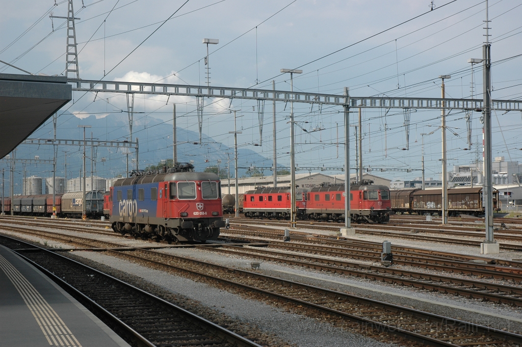 2541-0049-040812.jpg - SBB-CFF Re 620.058-8 «Auvernier» + Re 6/6 11606 «Turgi» + Re 6/6 11643 «Laufen» / Buchs SG 4.8.2012