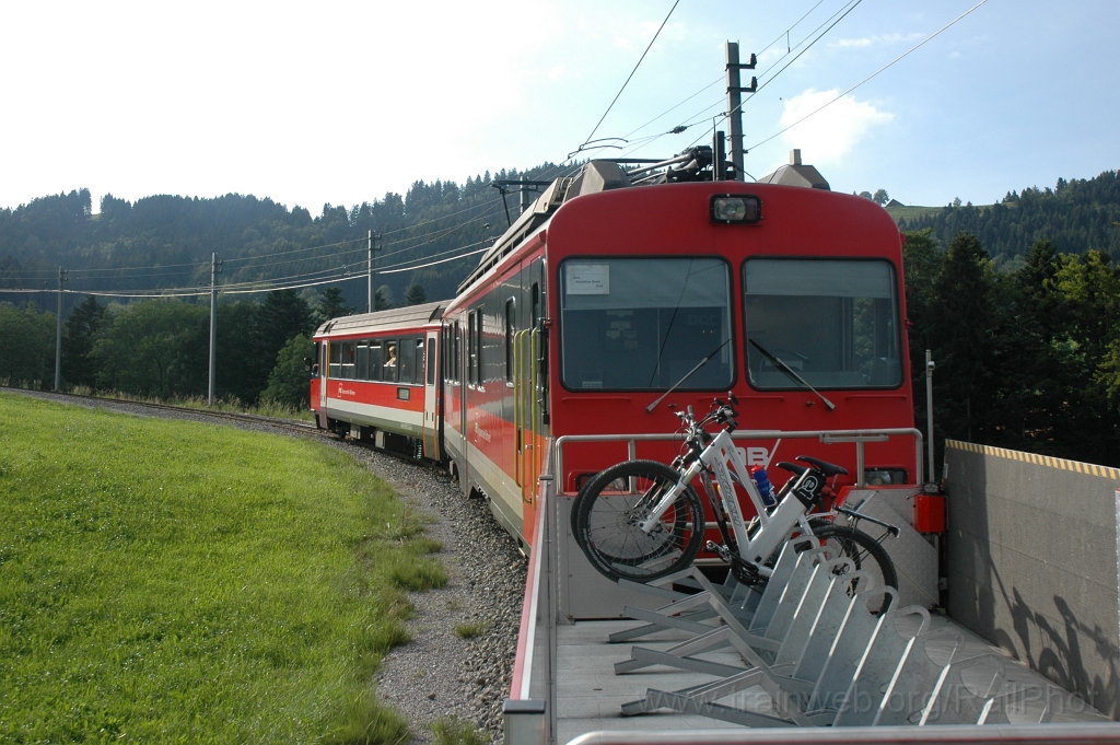 2543-0009-040812.jpg - AB BDeh 4/4 17 / Kreuzstrasse 4.8.2012